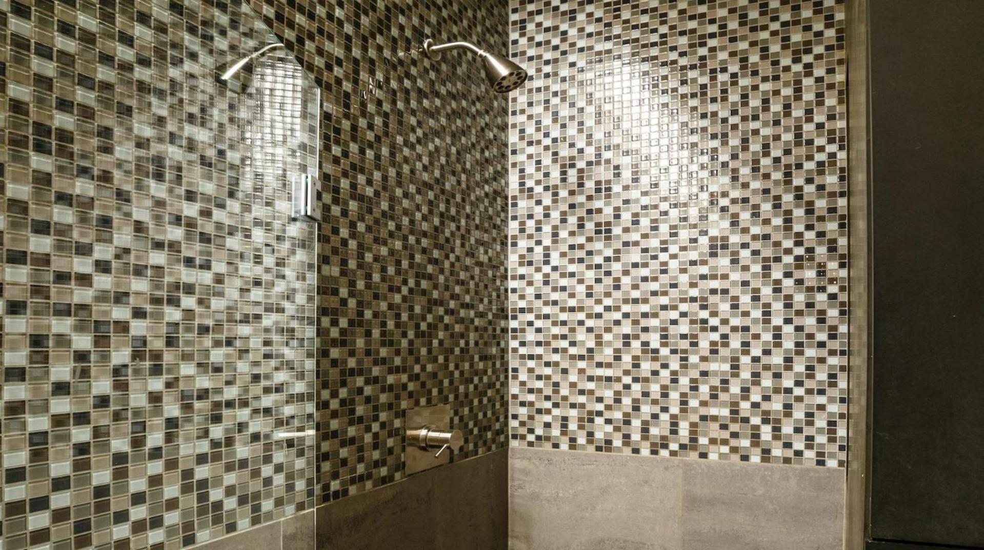 The Vegas Glamour Hideaway